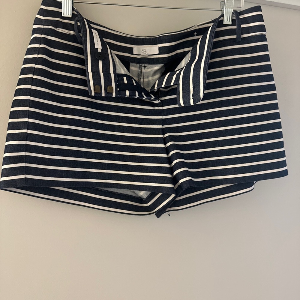 Ann Taylor Loft size 6
